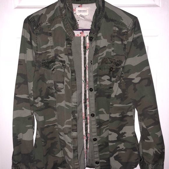 Tops - Army button down